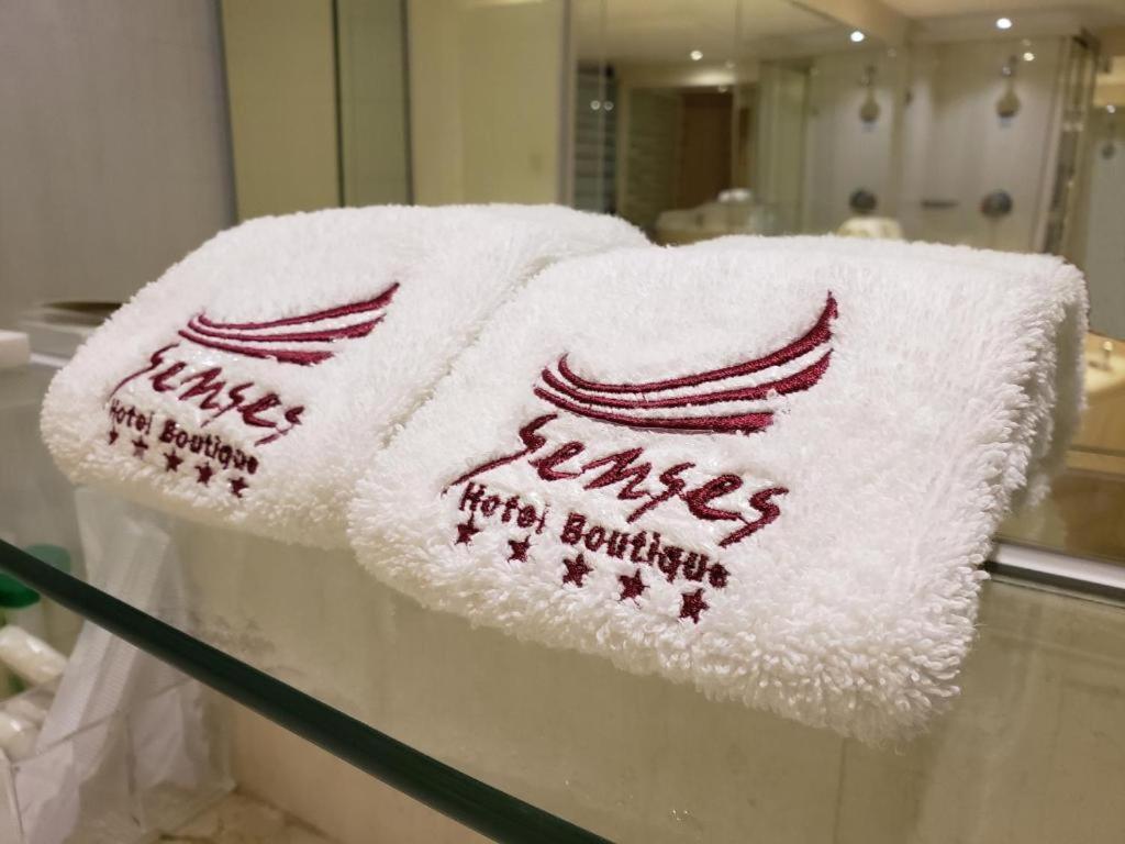 Hotel Senses Centro سانتا كروز دي لا سي المظهر الخارجي الصورة